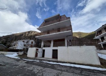 Facciata - Bilocale via delle Gure, Fenestrelle - foto 2