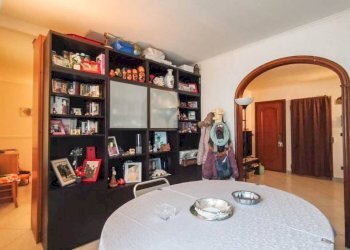 Salone - Trilocale salita Ginestrato, Genova (zona Marassi) - foto 10