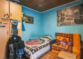 Camera da letto - Trilocale salita Ginestrato, Genova (zona Marassi) - foto 12