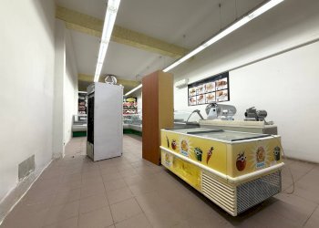 Foto 5 - Shop Viale Magna Grecia
 
298, Catanzaro - photo 5