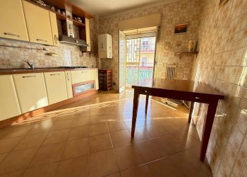 Foto 13 - Apartment Via Saragat
 
1, San Nicola la Strada - photo 13