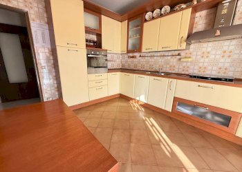 Foto 16 - Apartment Via Saragat
 
1, San Nicola la Strada - photo 16