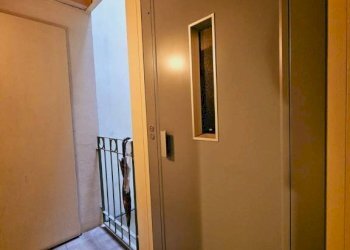 Ascensori - Two-room apartment strada Ferdinando Maestri, Parma - photo 14