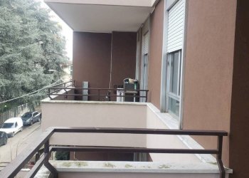 Balcone - Trilocale via Giosuè Carducci, Gallarate - foto 13