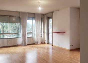 Soggiorno - Trilocale via Giosuè Carducci, Gallarate - foto 14