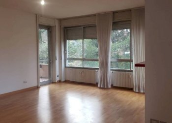 Soggiorno - Trilocale via Giosuè Carducci, Gallarate - foto 15