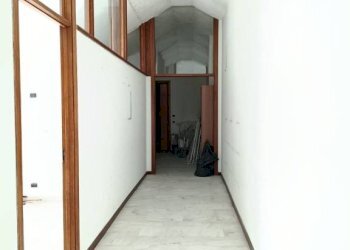 Corridoio - Quadrilocale via Michelangelo Pittatore, Asti - foto 8