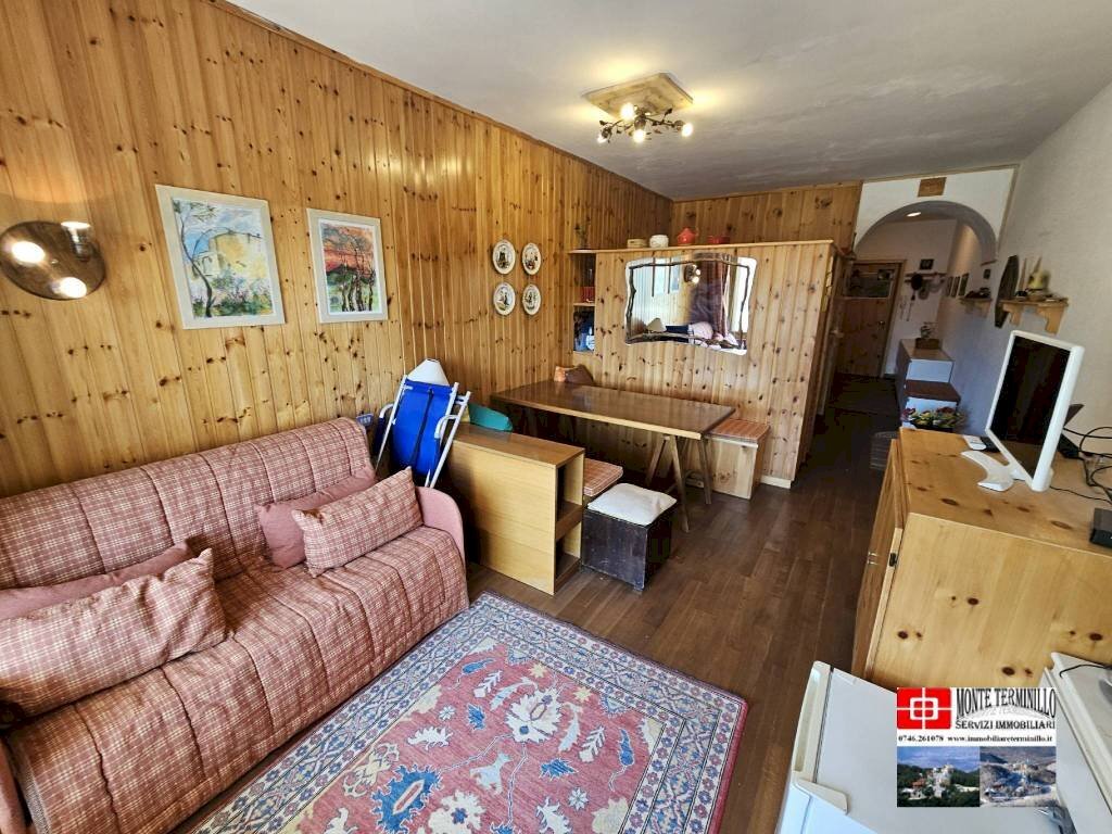 Salone - Appartamento SP10, Micigliano - foto 2