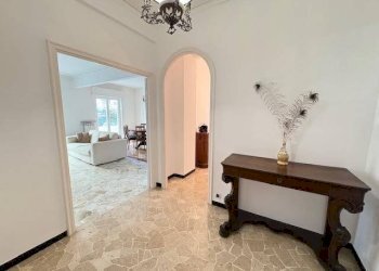 Ingresso - Appartamento via Nicola Fabrizi, 16, Genova (zona Quarto) - foto 7