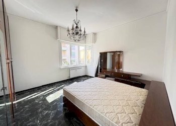 Camera da letto - Appartamento via Nicola Fabrizi, 16, Genova (zona Quarto) - foto 19