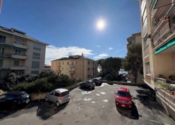 Cortile interno - Appartamento via Nicola Fabrizi, 16, Genova (zona Quarto) - foto 22