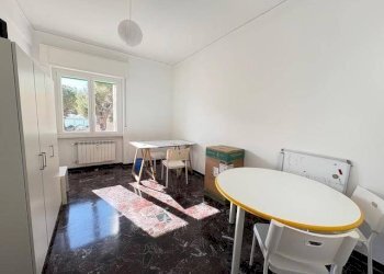 Cameretta - Appartamento via Nicola Fabrizi, 16, Genova (zona Quarto) - foto 23