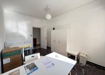 Cameretta - Appartamento via Nicola Fabrizi, 16, Genova (zona Quarto) - foto 25