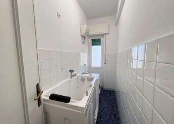 Lavanderia - Appartamento via Nicola Fabrizi, 16, Genova (zona Quarto) - foto 28