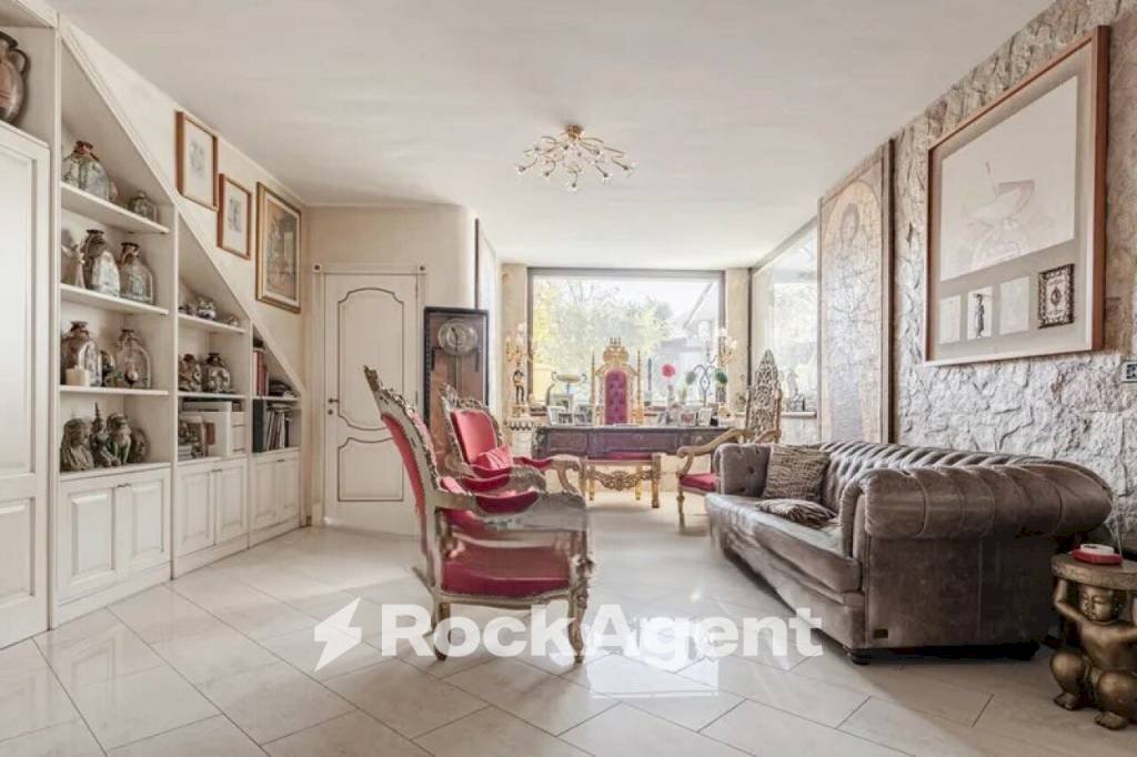 Four-room apartment strada Comunale Marrone, Capurso - photo 2