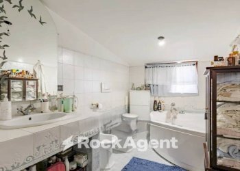 Four-room apartment strada Comunale Marrone, Capurso - photo 22