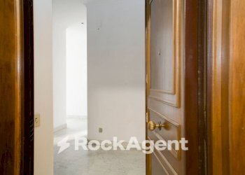 Interno palazzo - Attico via di Torre Rossa, 35, Roma - foto 5