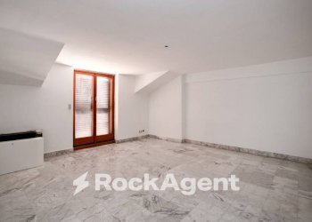 Cucina - Attico via di Torre Rossa, 35, Roma - foto 22
