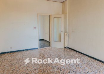 Camera da letto - Bilocale via La Thuile, 73, Torino (zona Parella) - foto 7