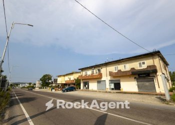 Shop via Risorgimento, 114, Borgia - photo 29