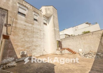 Negozio via Roma, Casarano - foto 29