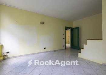 Trilocale via Vincenzo D'Amato, 18, Catanzaro - foto 9