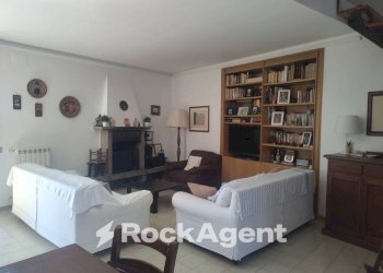 Villa via Ten.Tito Mechilli, 3, Caprarola - foto 3