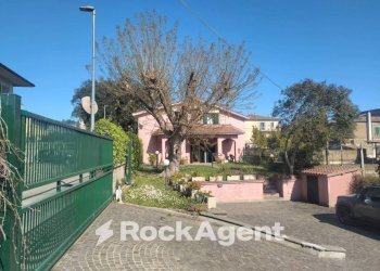 Villa via Ten.Tito Mechilli, 3, Caprarola - foto 34