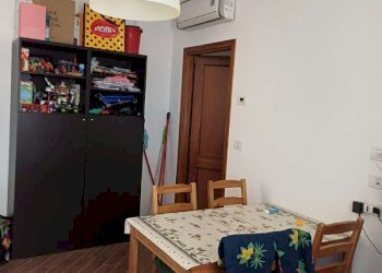 soggiorno - Bilocale via Cartoleria, Bologna (zona Centro Storico) - foto 11