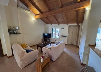 soggiorno - Appartamento via Zamboni, Bologna (zona Centro Storico) - foto 6