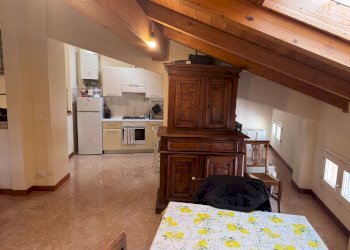 soggiorno - Appartamento via Zamboni, Bologna (zona Centro Storico) - foto 10