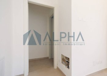 Disimpegno - Shop via Toscana, hamlet Pinarella, Cervia - photo 8