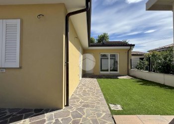 Villa Via L. Tosi Gia' Giovedia, San Mauro Pascoli - foto 1