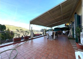 Villa a Schiera Via Sant'Anna, Ventimiglia - foto 1