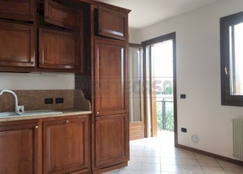 IMG_8033.jpg - Trilocale Bassano del Grappa - foto 8