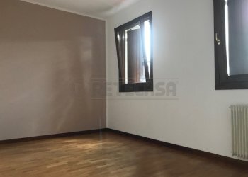 IMG_8036.jpg - Trilocale Bassano del Grappa - foto 9