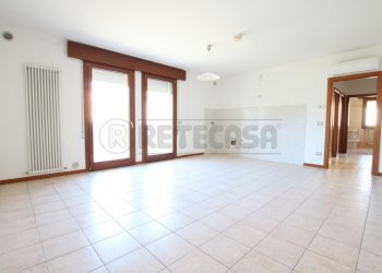 IMG_8591.JPG - Quadrilocale Via Giovanni Falcone, Barbarano Mossano - foto 1