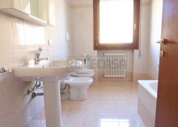 IMG_8596.JPG - Quadrilocale Via Giovanni Falcone, Barbarano Mossano - foto 13