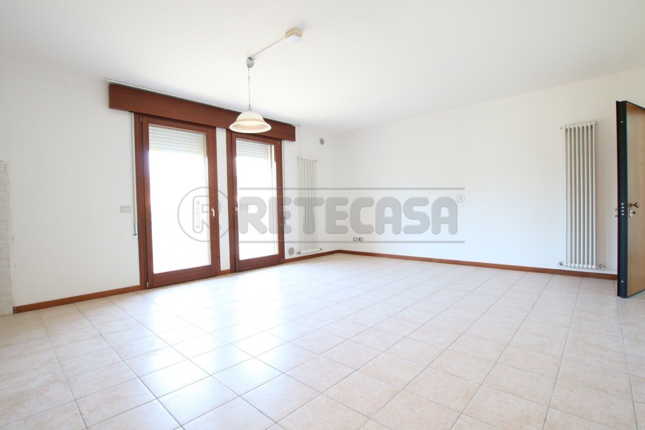 IMG_8608.JPG - Four-room apartment Via Giovanni Falcone, Barbarano Mossano - photo 3