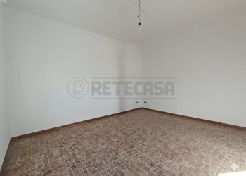 Gemini_Generated_Image_9r9h8t9r9h8t9r9h.png - Trilocale Via Dante, Cremona - foto 13