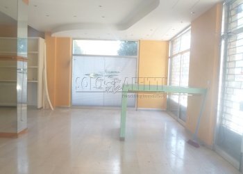 Interno locale - Commercial Premises Macerata - photo 1