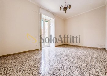 Salone - Trilocale Via Mario Fiore 6, Napoli (zona Arenella) - foto 1