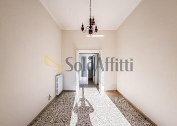 Camera - Trilocale Via Mario Fiore 6, Napoli (zona Arenella) - foto 9