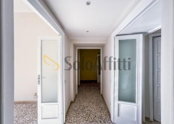 Corridoio - Trilocale Via Mario Fiore 6, Napoli (zona Arenella) - foto 11