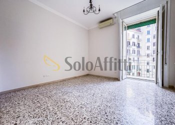 Camera - Trilocale Via Mario Fiore 6, Napoli (zona Arenella) - foto 14