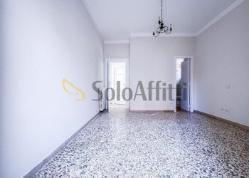 Camera - Trilocale Via Mario Fiore 6, Napoli (zona Arenella) - foto 16