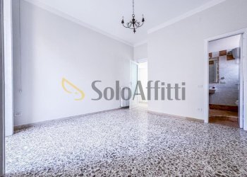 Camera - Trilocale Via Mario Fiore 6, Napoli (zona Arenella) - foto 17