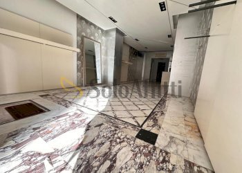 IMG-20250125-WA0001.jpg - Locale Commerciale Corso Trieste 189, Caserta - foto 3