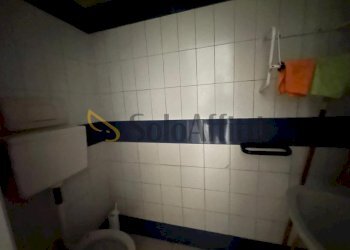 IMG-20250125-WA0016.jpg - Locale Commerciale Corso Trieste 189, Caserta - foto 15