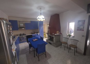 Cucina 2.jpg - Appartamento C/da Aria Viana 446/A, Naso - foto 3